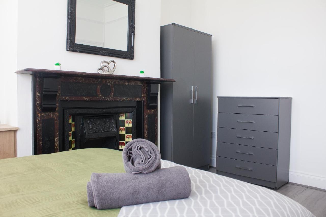 리버풀 Boaler House, Modern 4 Bed House With Parking Sleeps 8 빌라 외부 사진